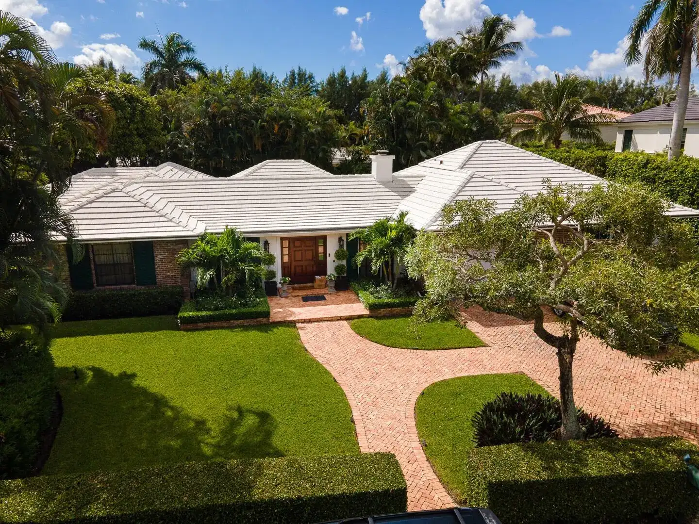 202 Coral Lane, Palm Beach FL 33480 photo 3