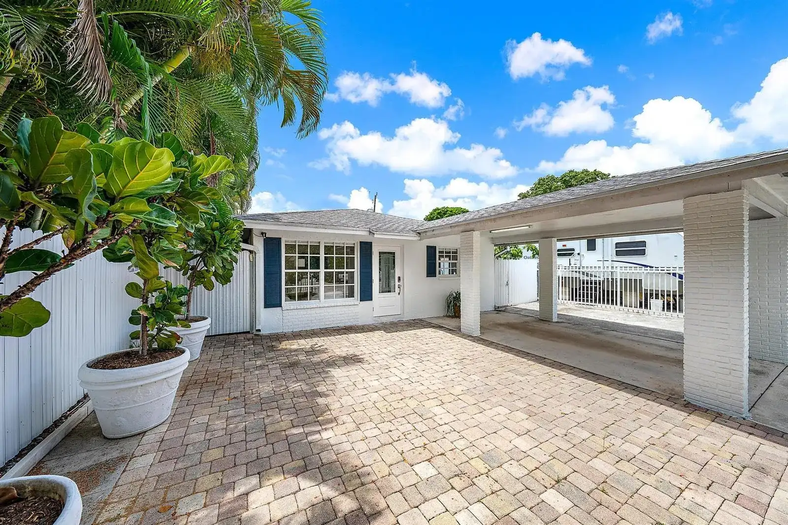 904 Ortega Road, West Palm Beach FL 33405 photo 4