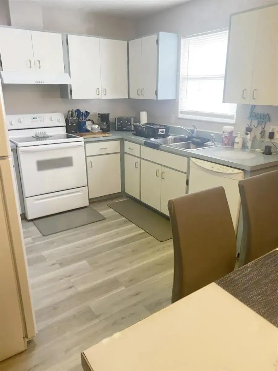 9225 101st Avenue, Vero Beach FL 32967 photo 4