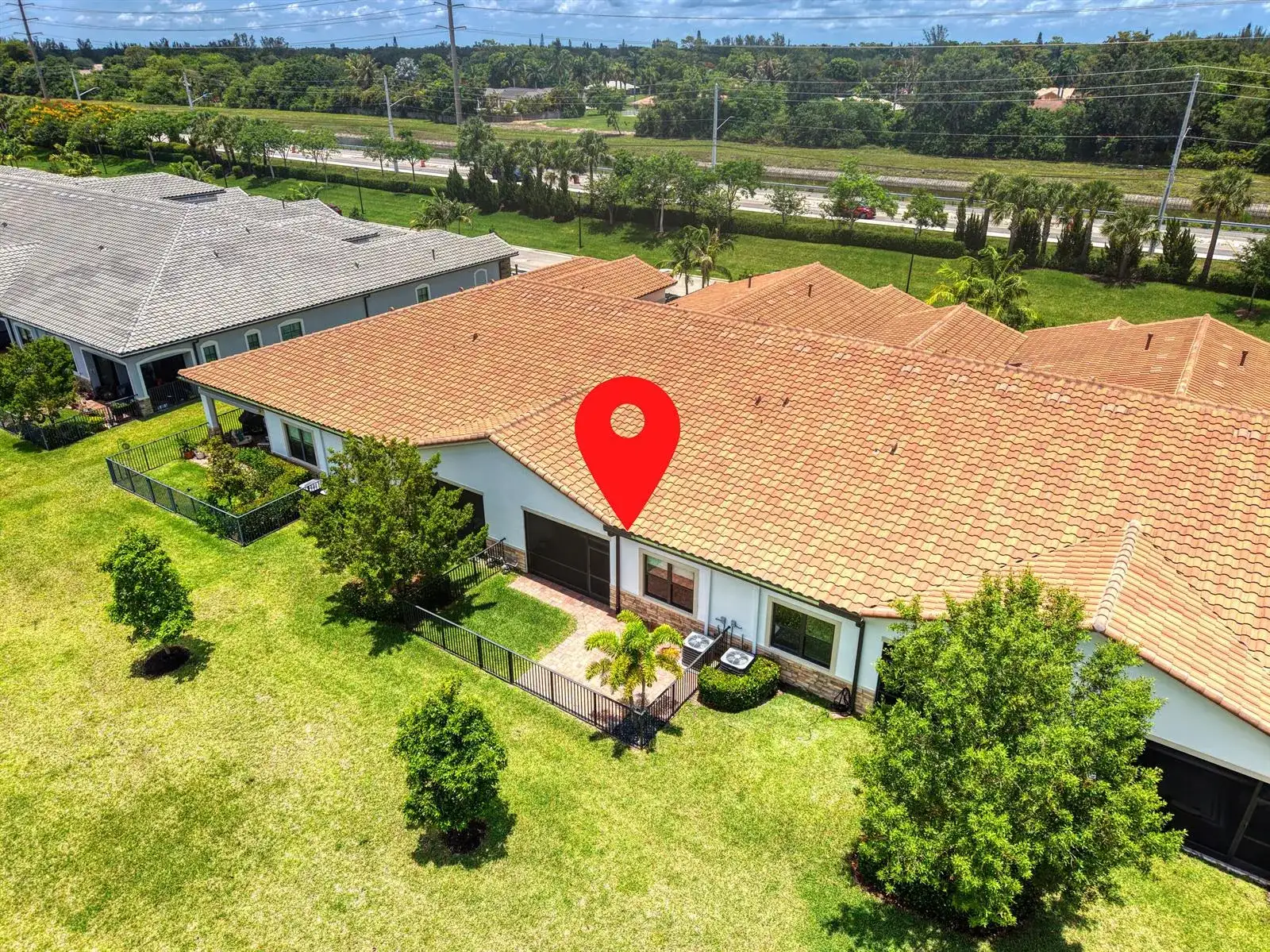 7524 N Blue Spring Drive, Parkland FL 33067 photo 3