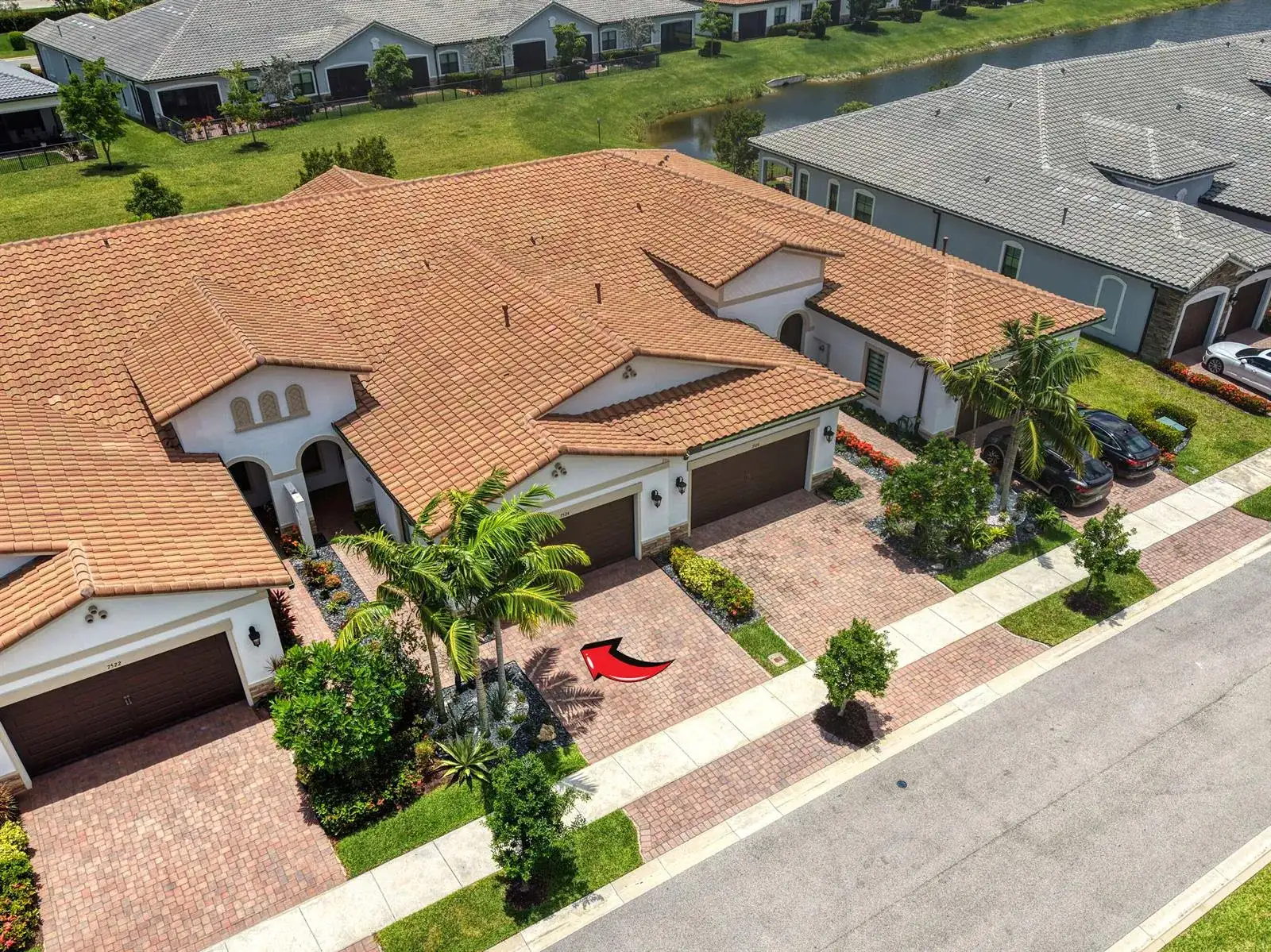 7524 N Blue Spring Drive, Parkland FL 33067 photo 4