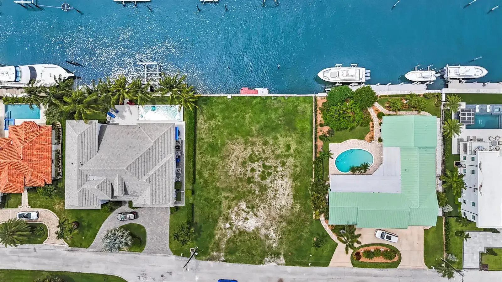 1121 Coral Way, Singer Island FL 33404 photo 2