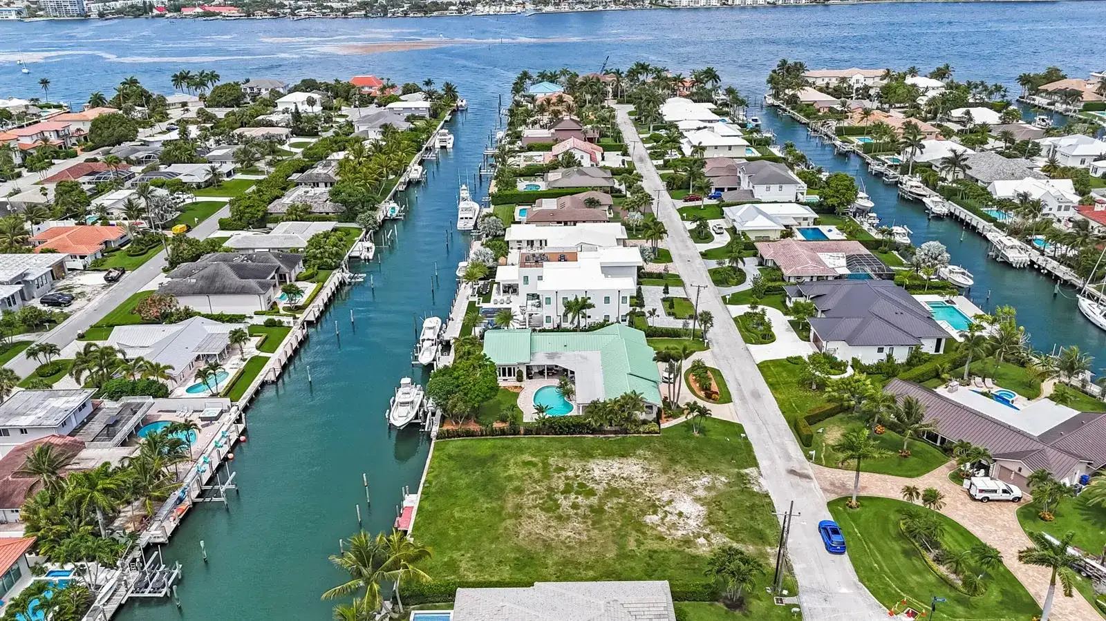 1121 Coral Way, Singer Island FL 33404 photo 4