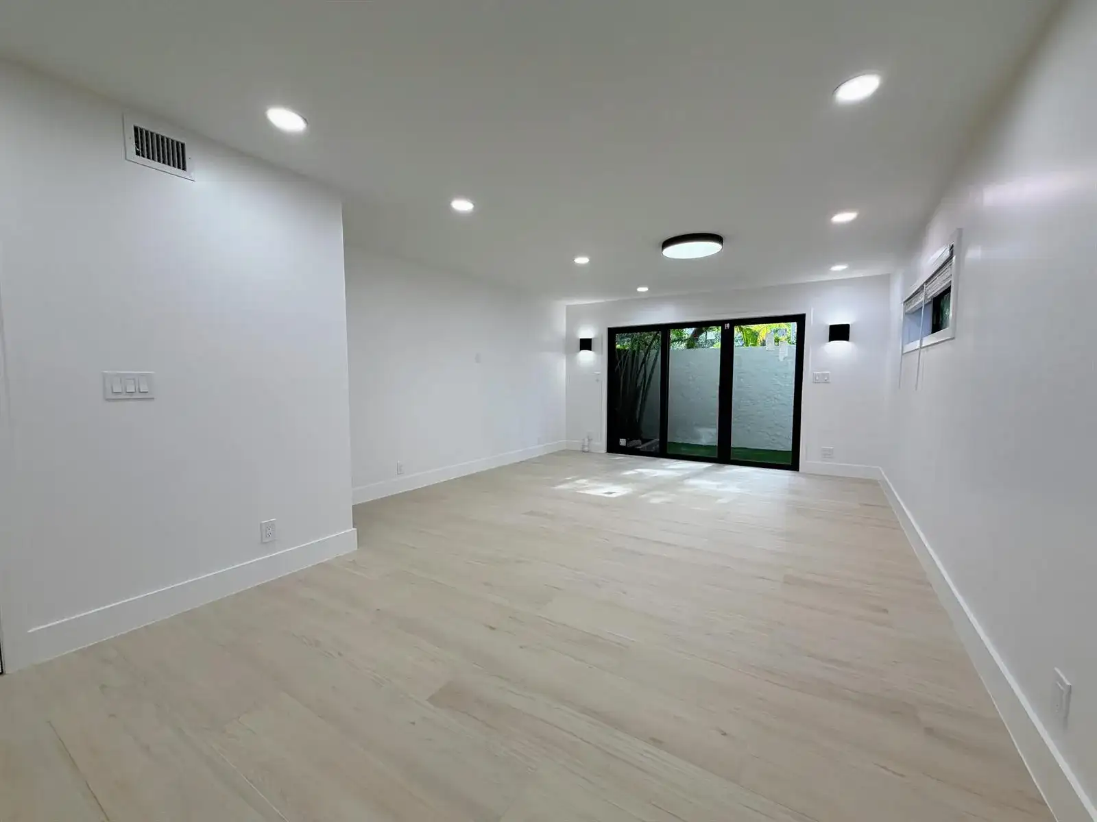 575 NE 7th Avenue # 4b, Fort Lauderdale FL 33301 photo 4