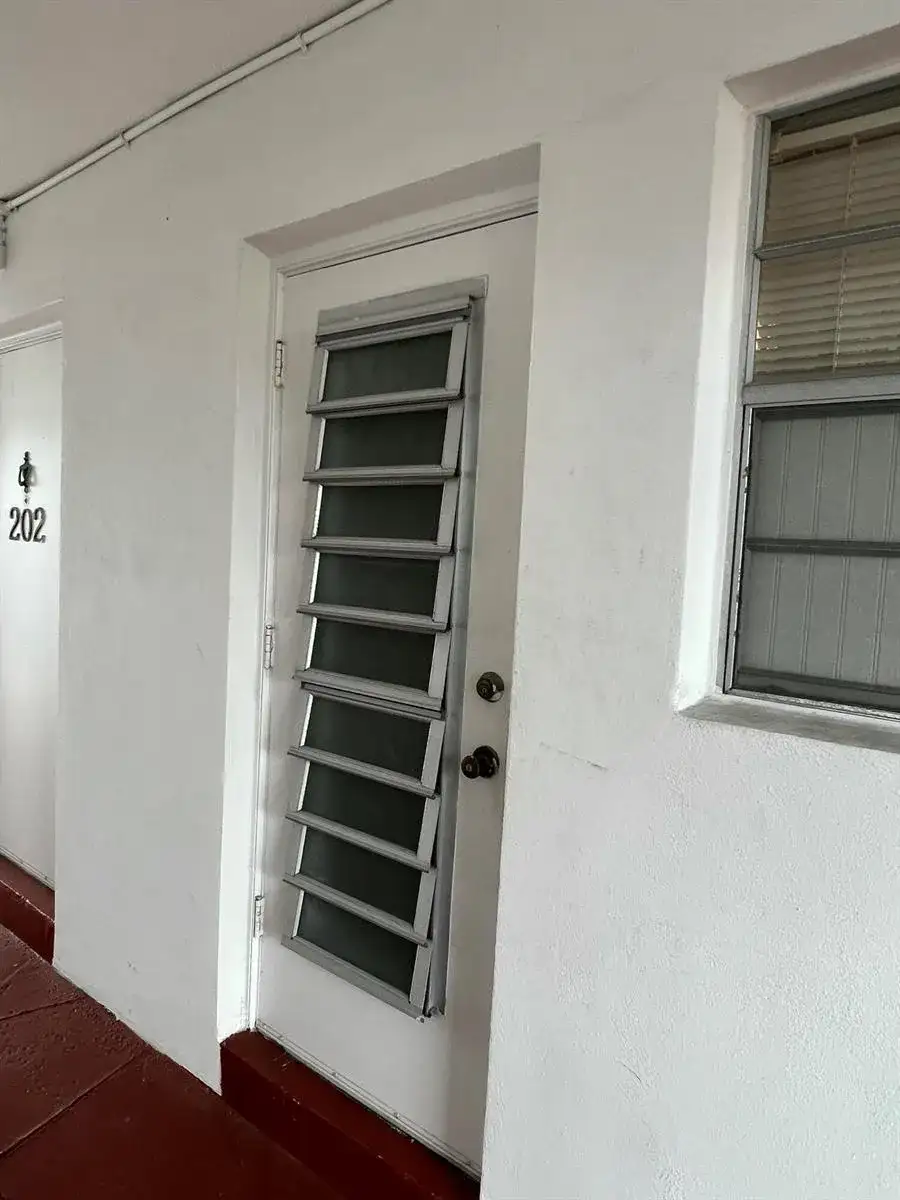 1321 NW 43rd Avenue # 202, Lauderhill FL 33313 photo 2