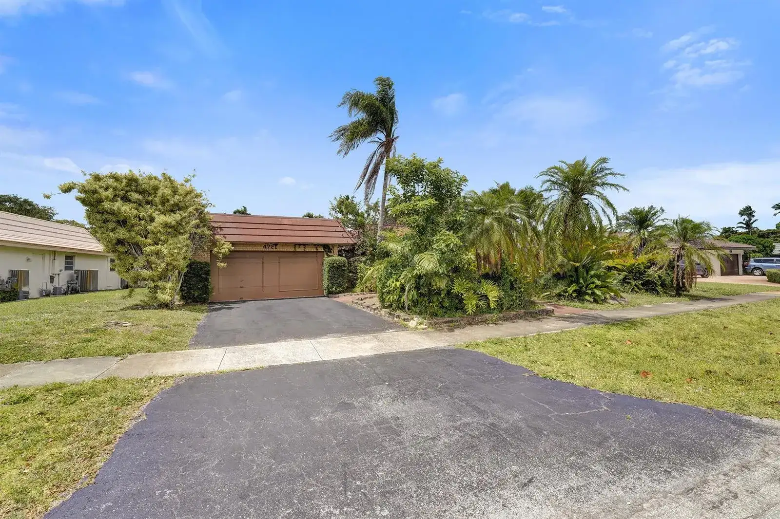 4721 Sarazen Drive, Hollywood FL 33021 photo 2