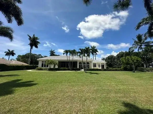 645 Atlantis Estates Way, Atlantis FL 33462 photo 2