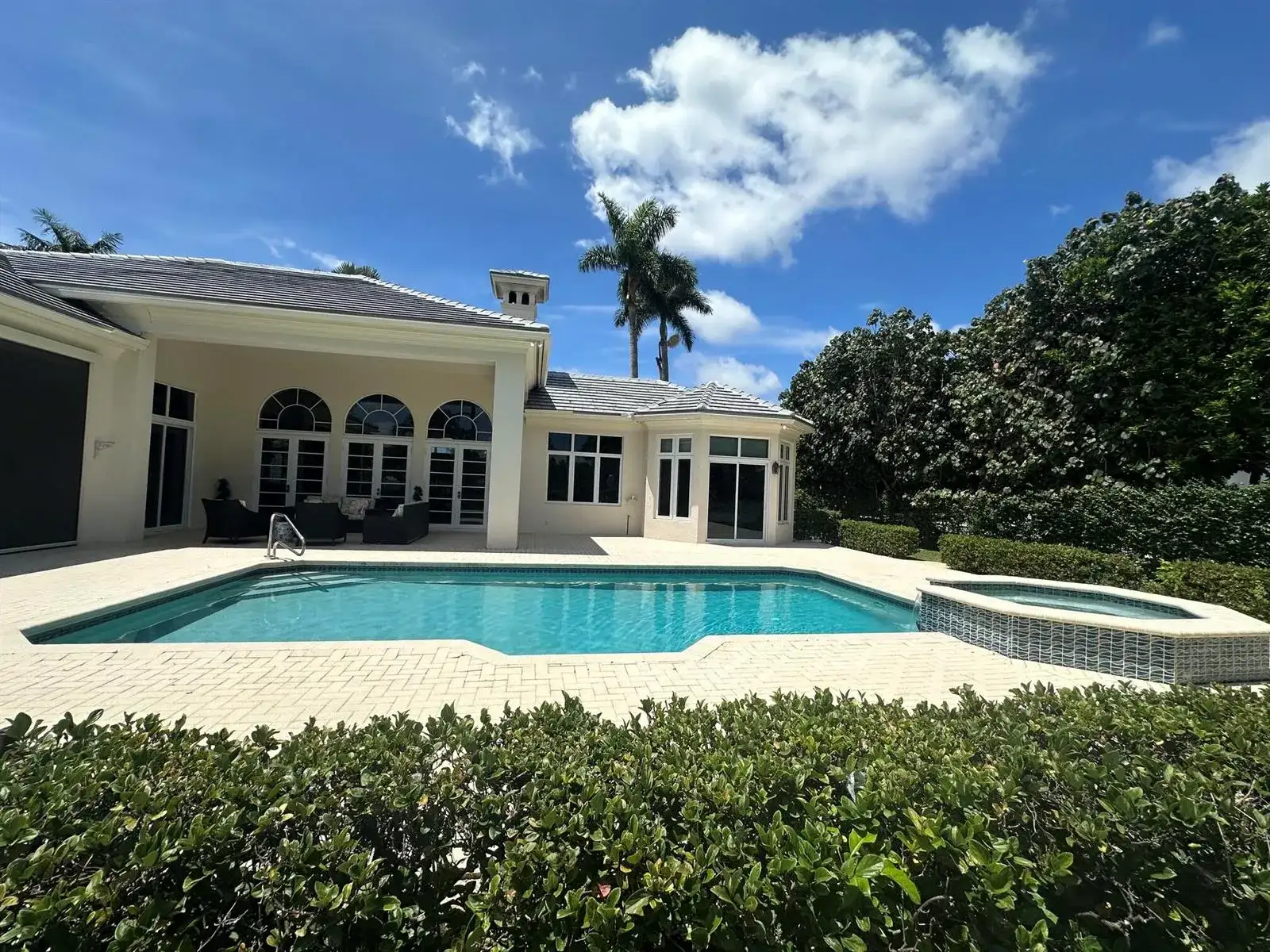 645 Atlantis Estates Way, Atlantis FL 33462 photo 3