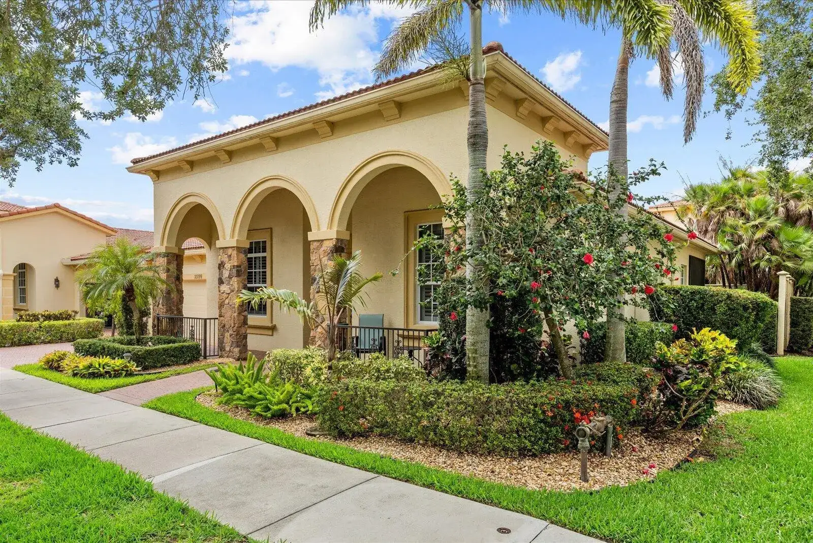 10099 SW Duccio Lane, FL 34986 photo 3