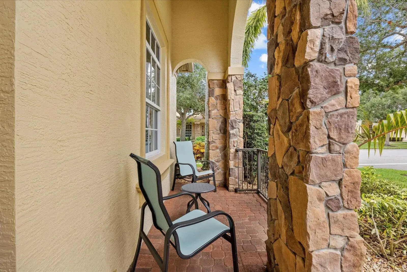10099 SW Duccio Lane, FL 34986 photo 5