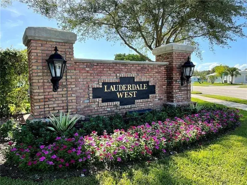 8845 NW 14th Street, Plantation FL 33322 photo 3