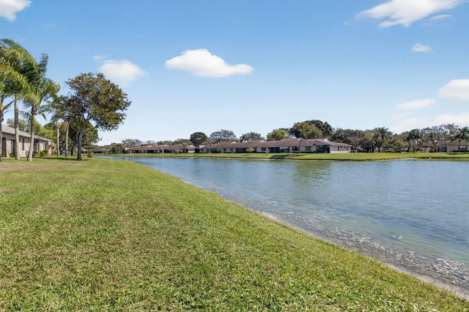 8350 Springlake Drive, Boca Raton FL 33496 photo 2