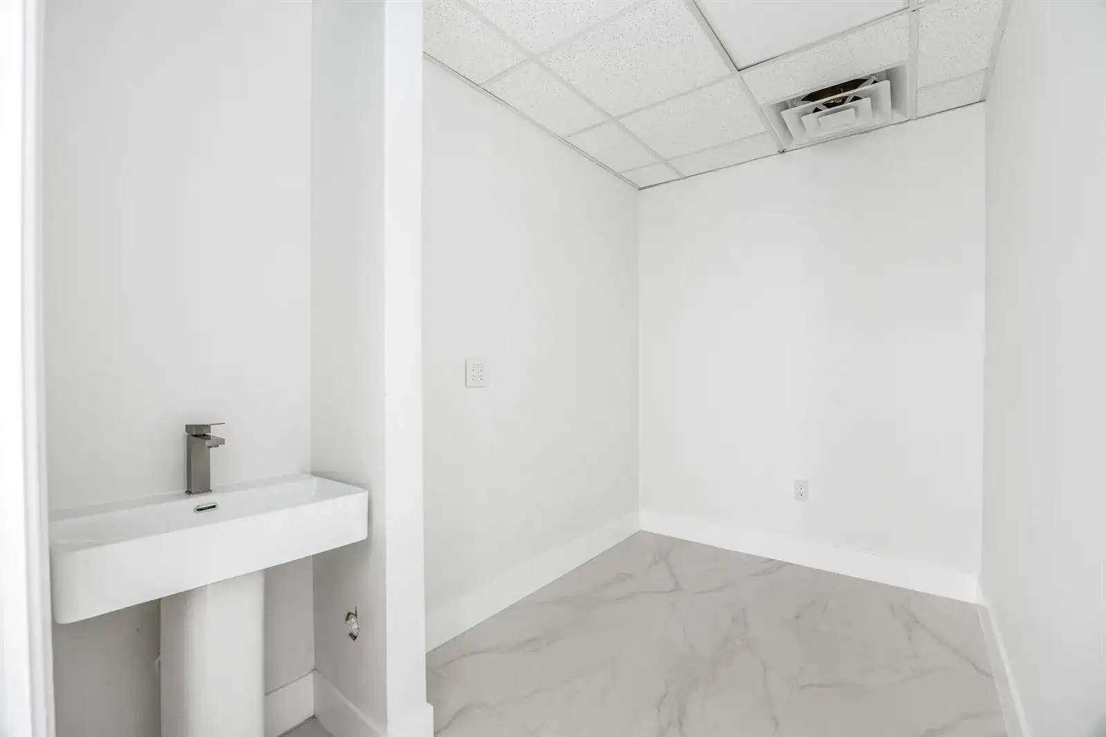 150 NW 70th Avenue # 07, Plantation FL 33317 photo 5