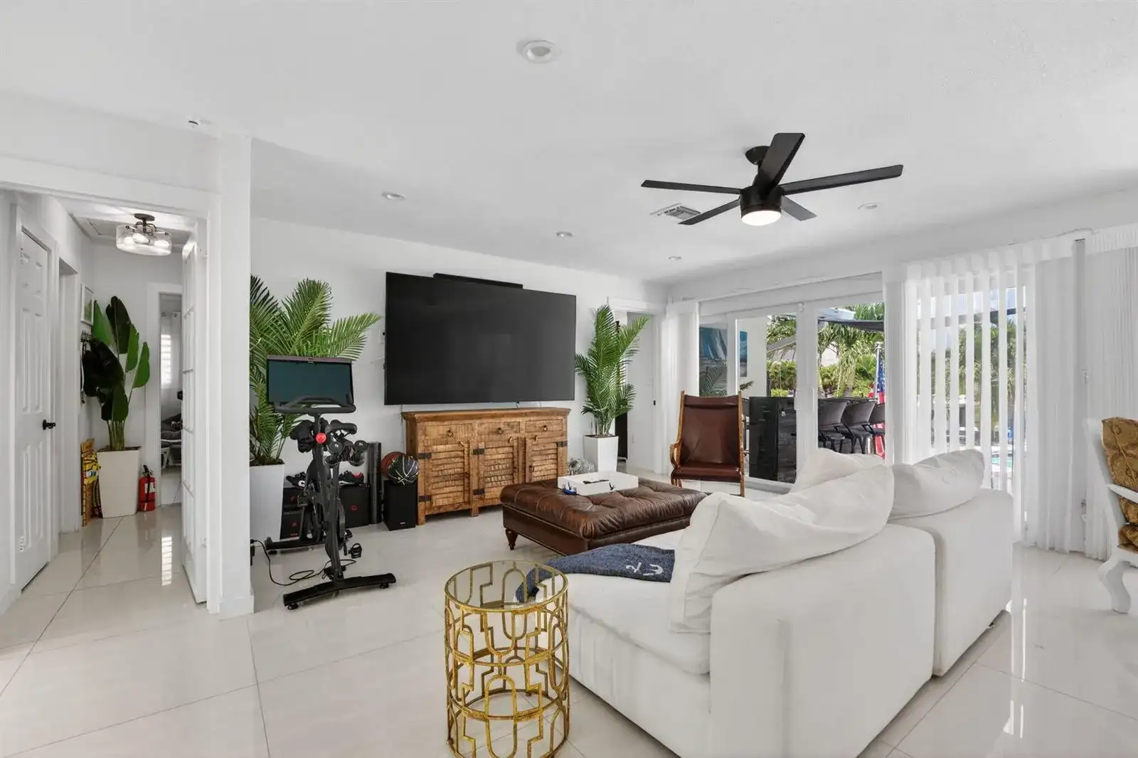 2375 SE 8th Street SE, Pompano Beach FL 33062 photo 3