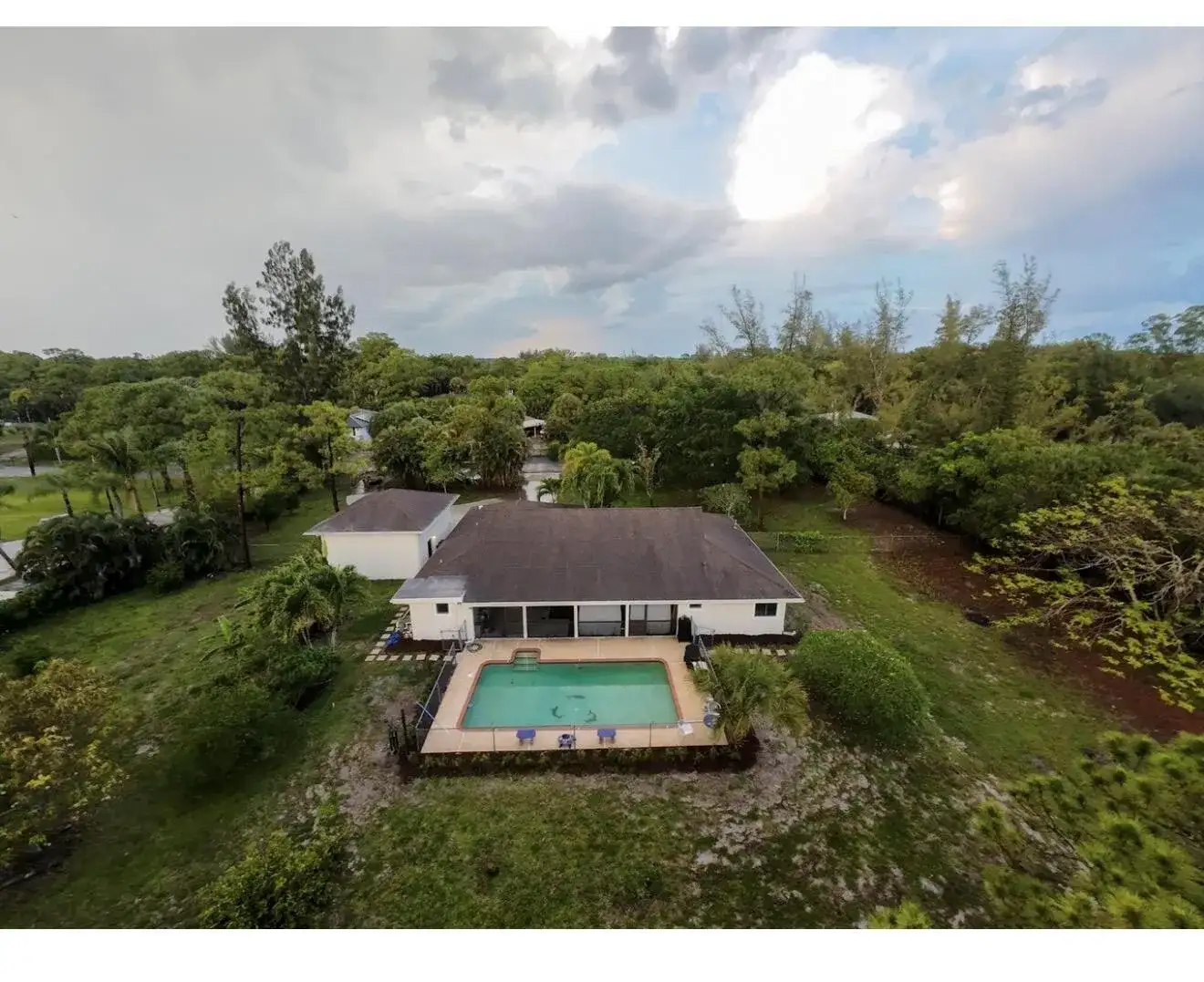8264 Palomino Drive, Lake Worth FL 33467 photo 2