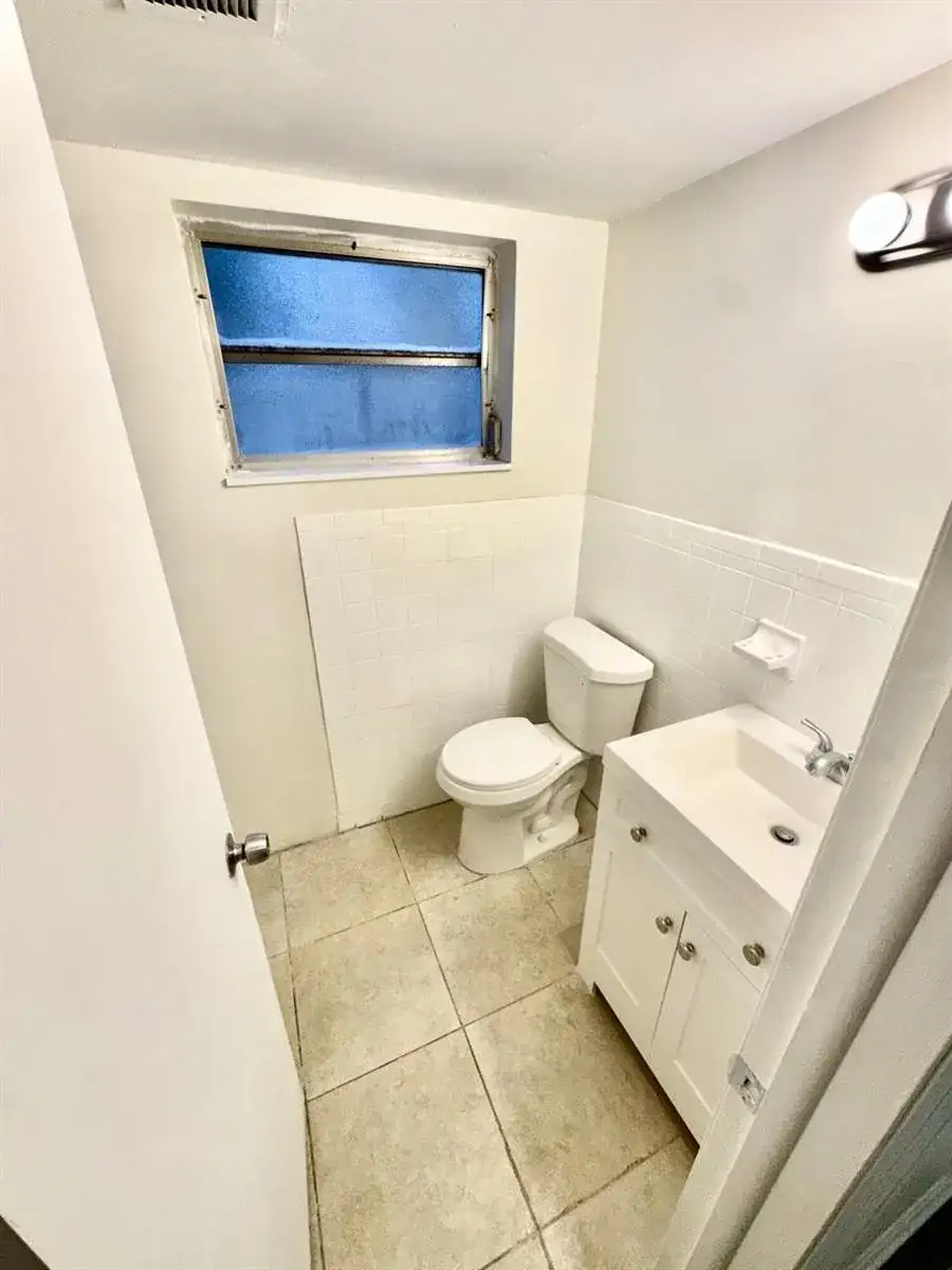 417 N K Street # 1a, FL 33460 photo 3