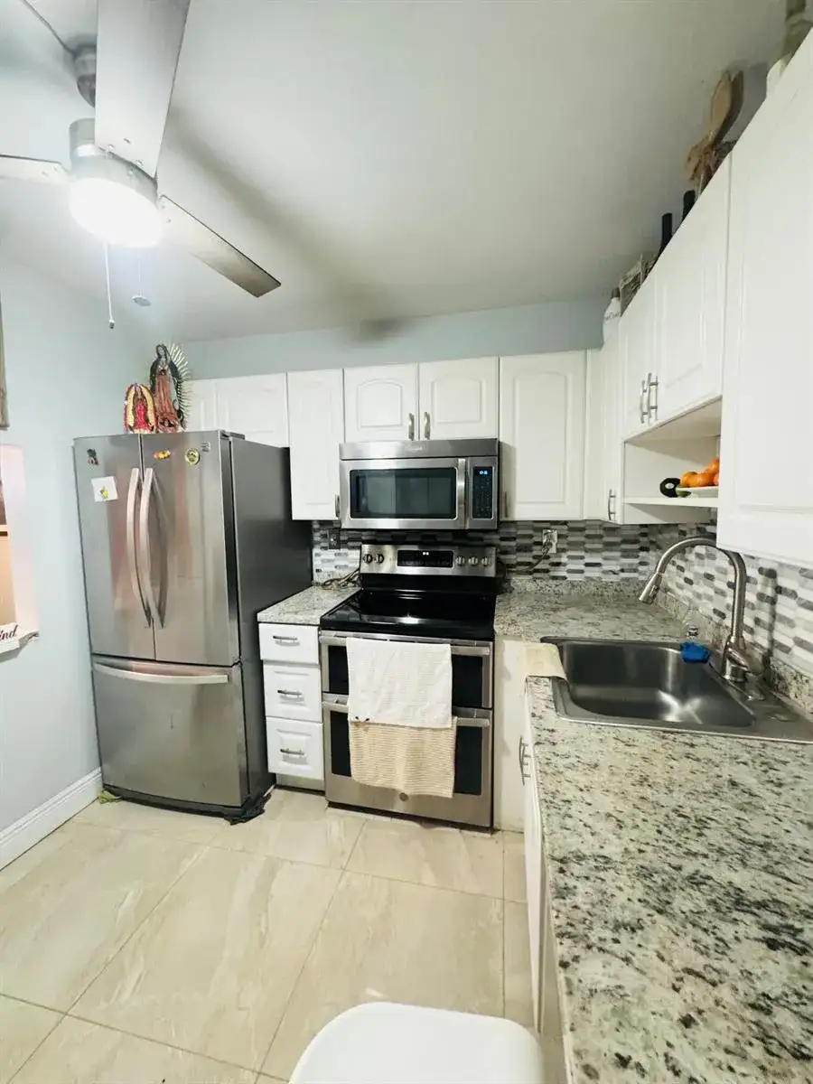 9370 SW 8th Street # 117, Boca Raton FL 33428 photo 3
