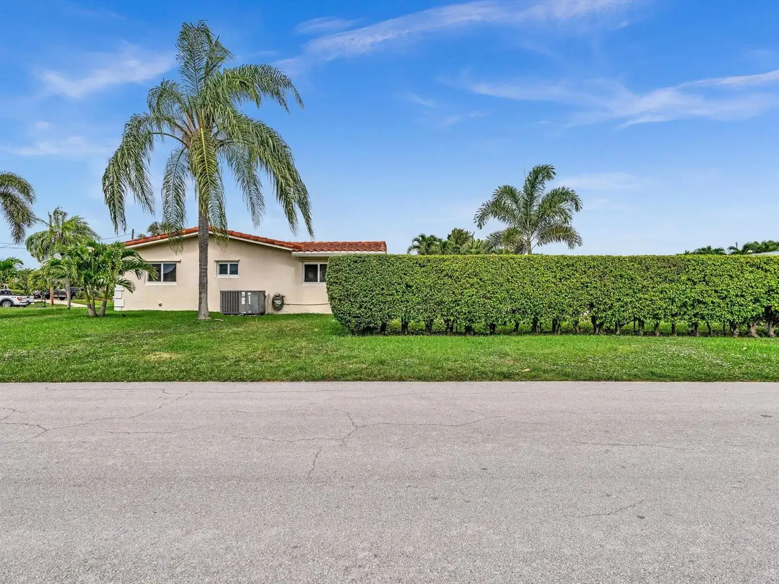 641 SE 11th Street, Pompano Beach FL 33060 photo 5