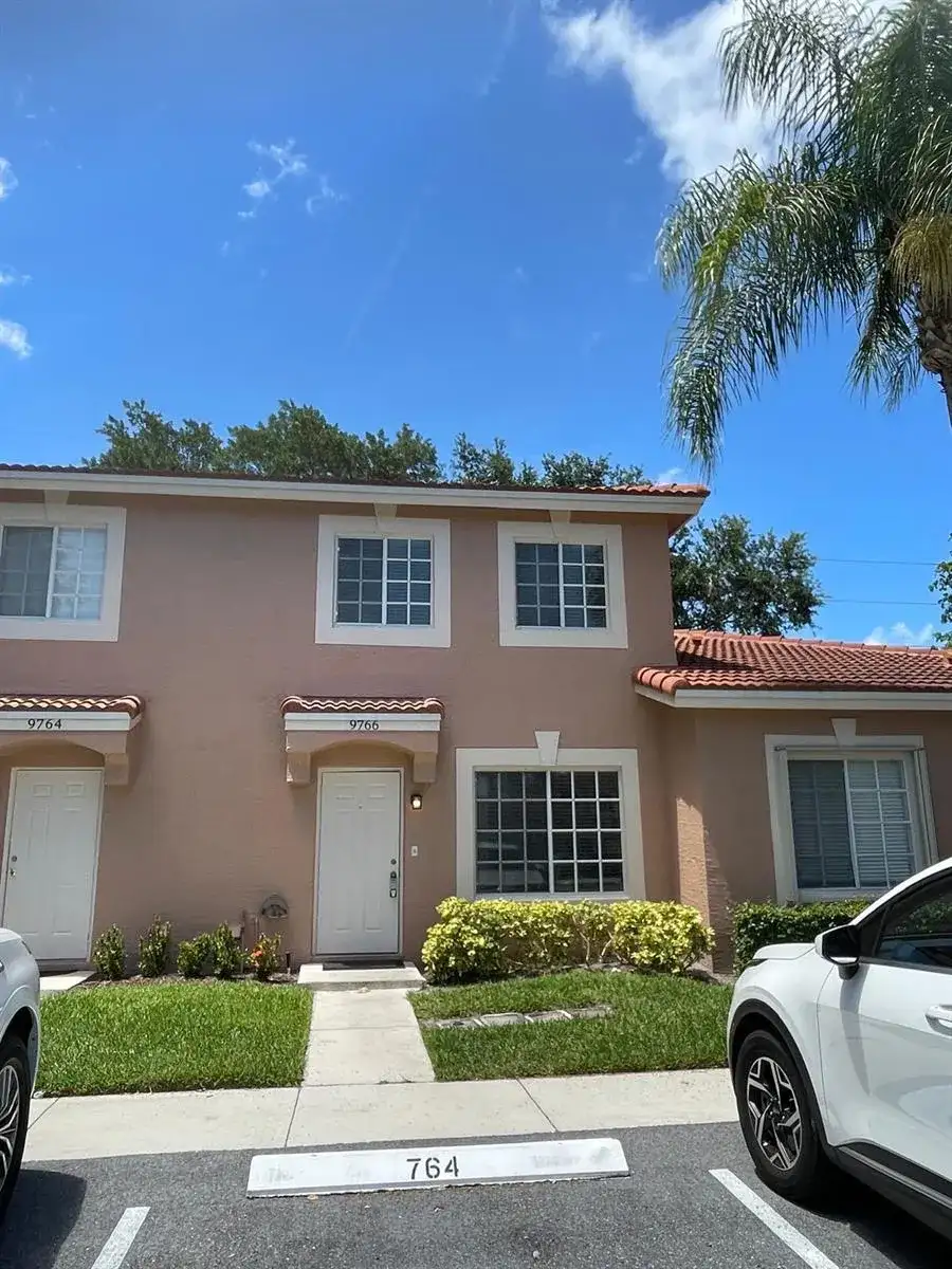 9766 Kamena Circle, Boynton Beach FL 33436 photo 2