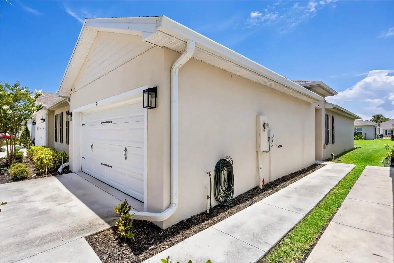 843 Persimmon Place, Fort Pierce FL 34981 photo 2