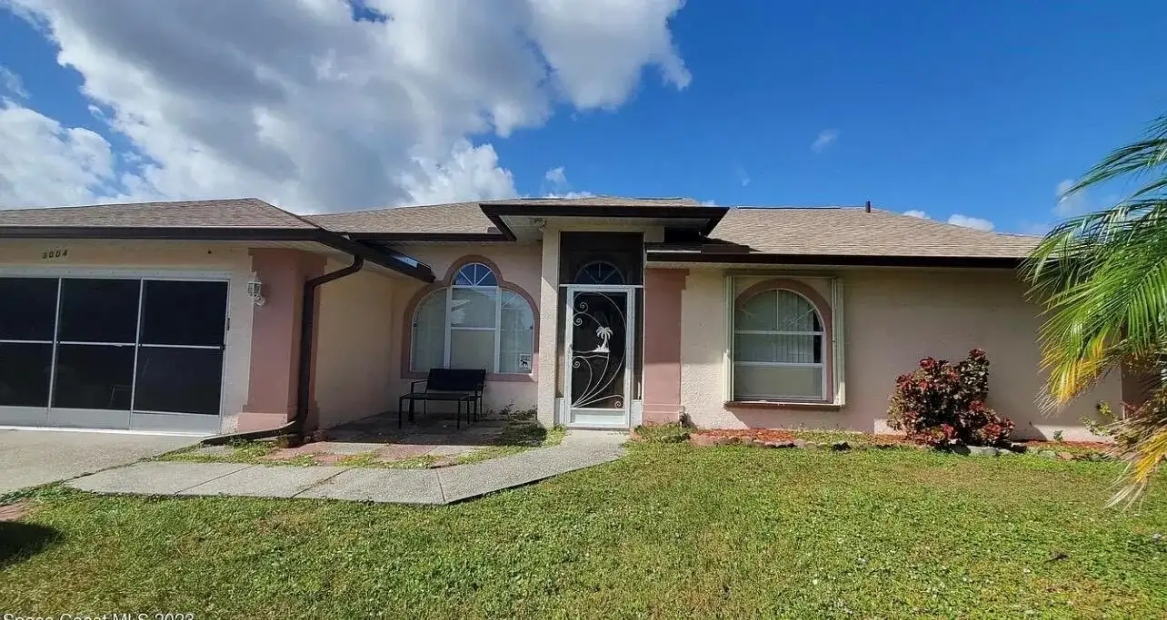 3004 SE Suntan Ct Court SE, Palm Bay FL 32909 photo 2