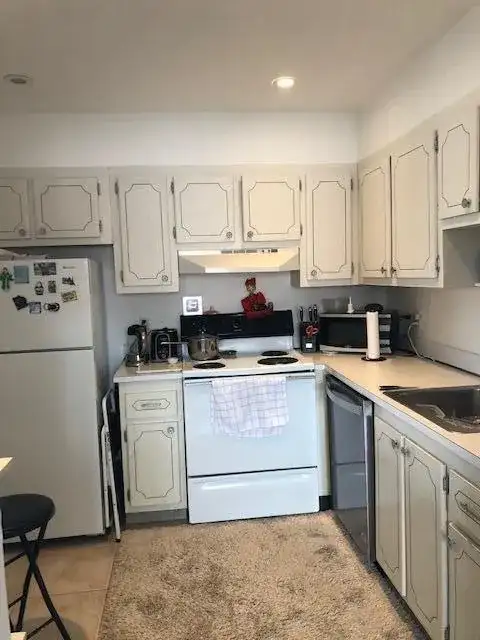 370 Saxony Trail, Delray Beach FL 33446 photo 3
