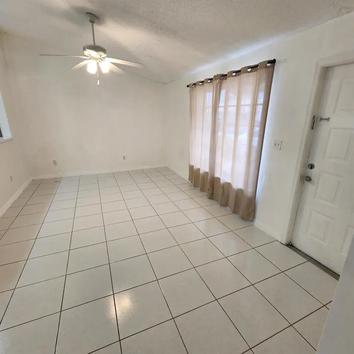 500 NE 3rd Street # 109, FL 33009 photo 3