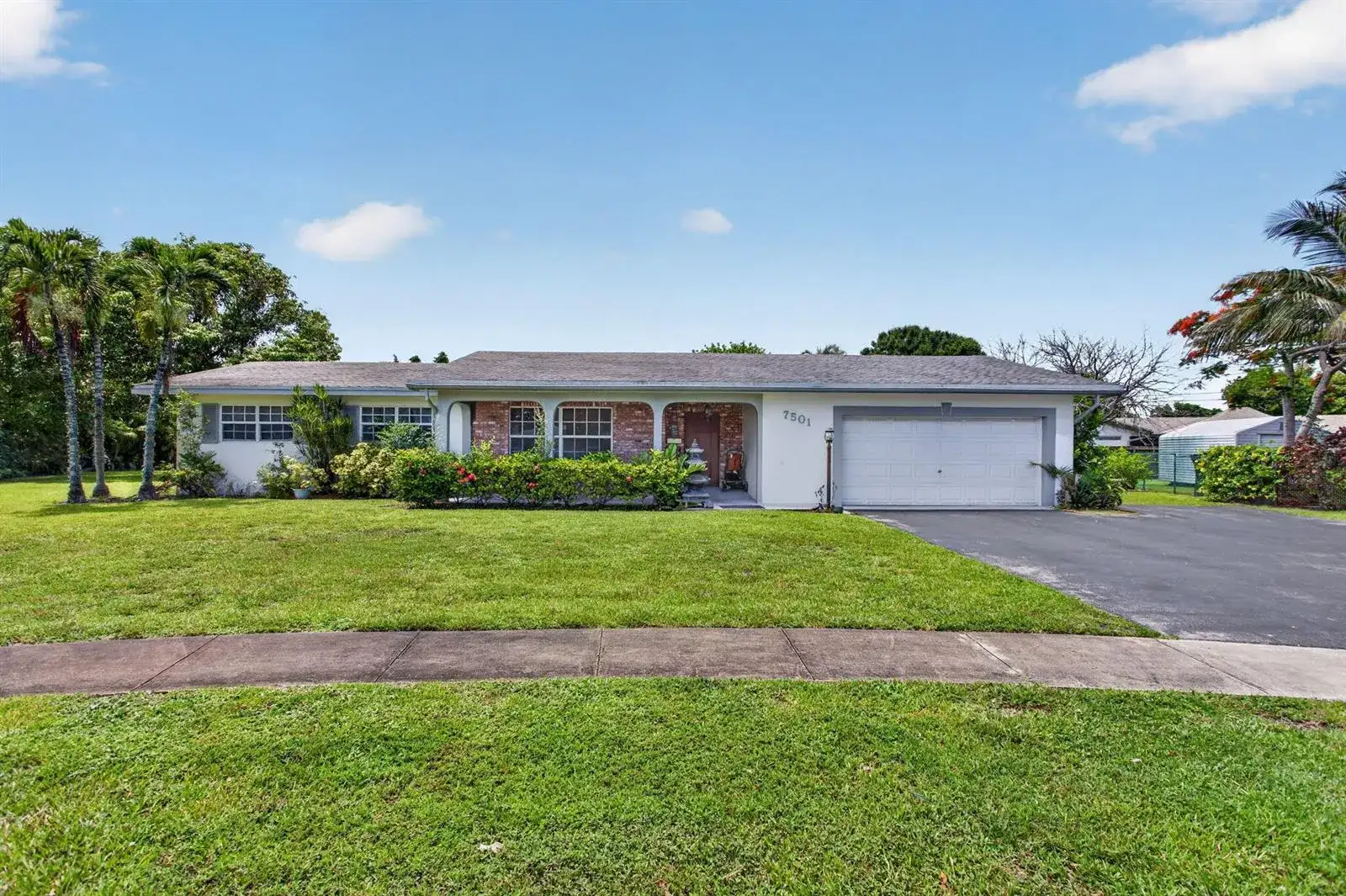 7501 NW 6th Street, Plantation FL 33317 photo 3