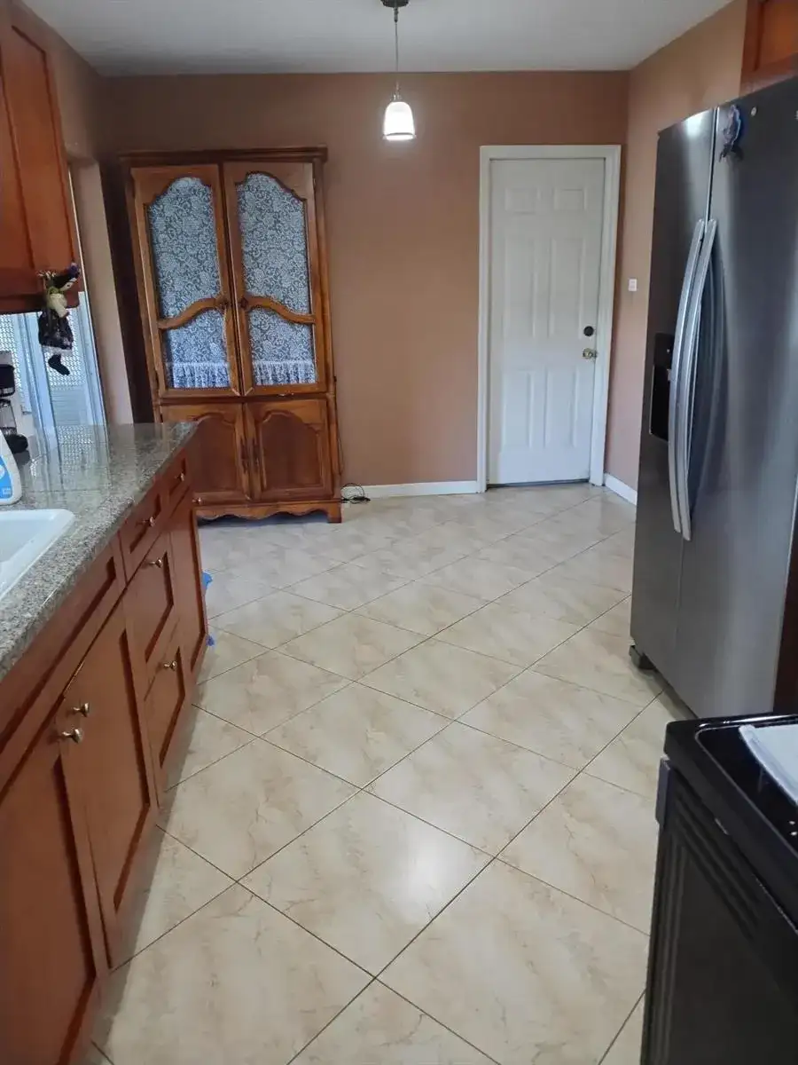 6810 NW 75th Street, Tamarac FL 33321 photo 5
