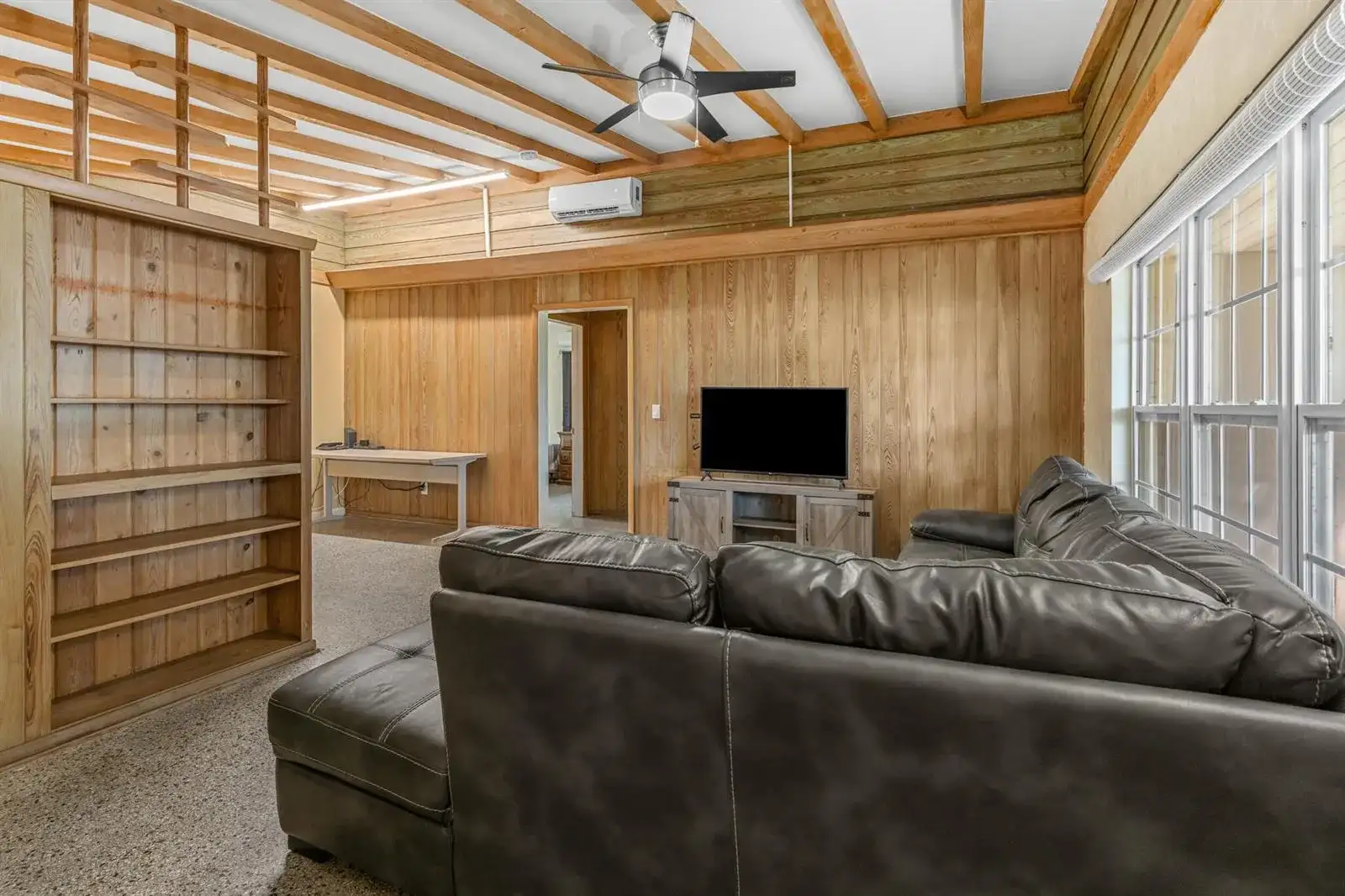 2456 Cortez Avenue, Vero Beach FL 32960 photo 2