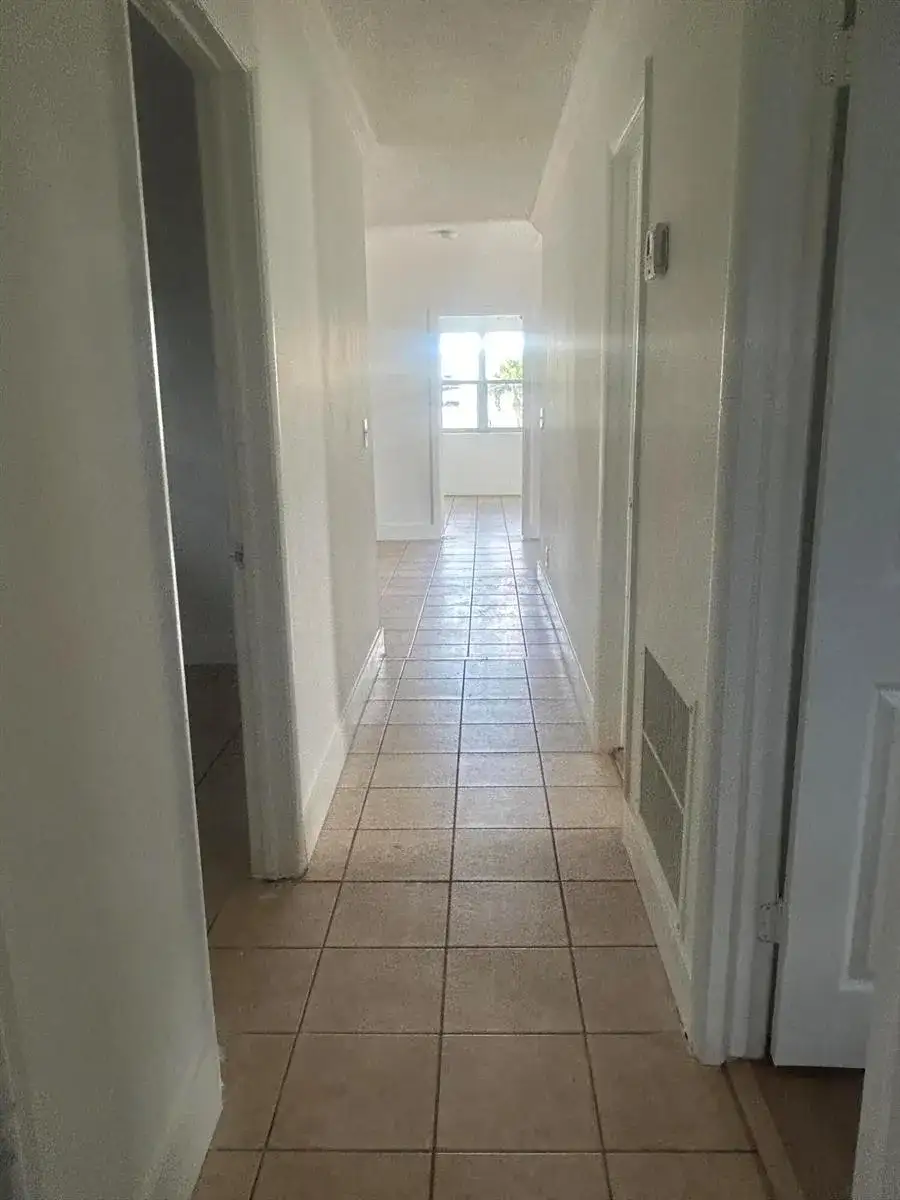 1528 S Avenue # 0, Riviera Beach FL 33404 photo 5