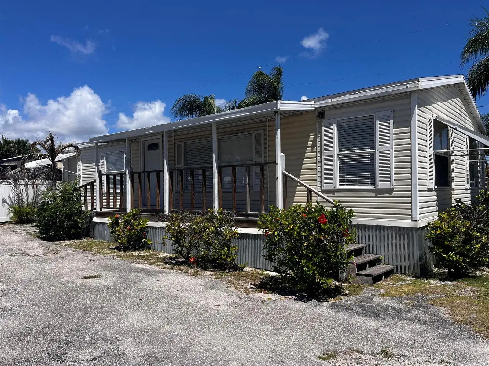 8015 SE Fairchild Way, Hobe Sound FL 33455 photo 2