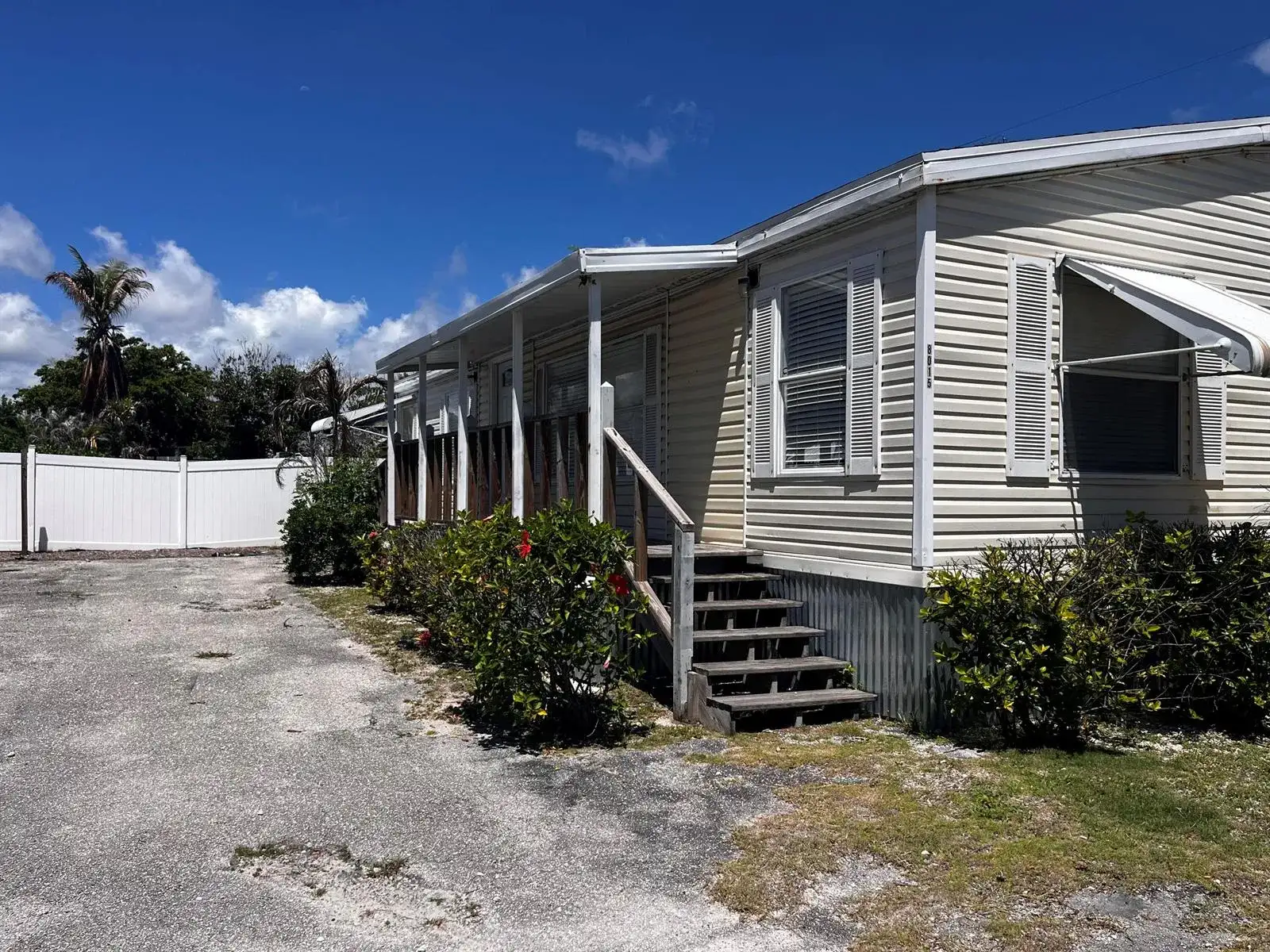 8015 SE Fairchild Way, Hobe Sound FL 33455 photo 3