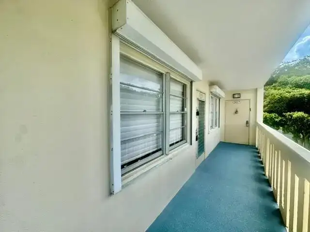 3018 Ainslie B, Boca Raton FL 33434 photo 2