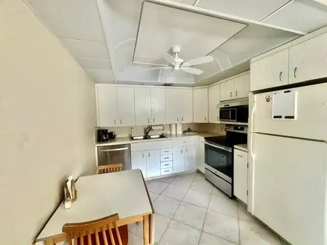 3018 Ainslie B, Boca Raton FL 33434 photo 3