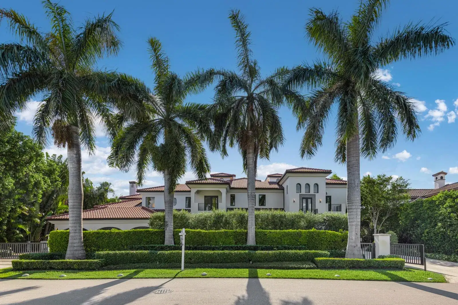 1207 Spanish River Road, Boca Raton FL 33432 photo 3