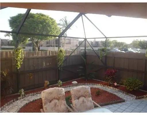 6134 Seven Springs Boulevard # 40d, FL 33463 photo 3