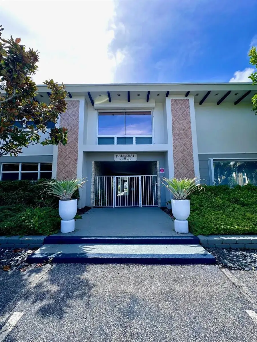 414 Seasage Drive # 0030, Delray Beach FL 33483 photo 2