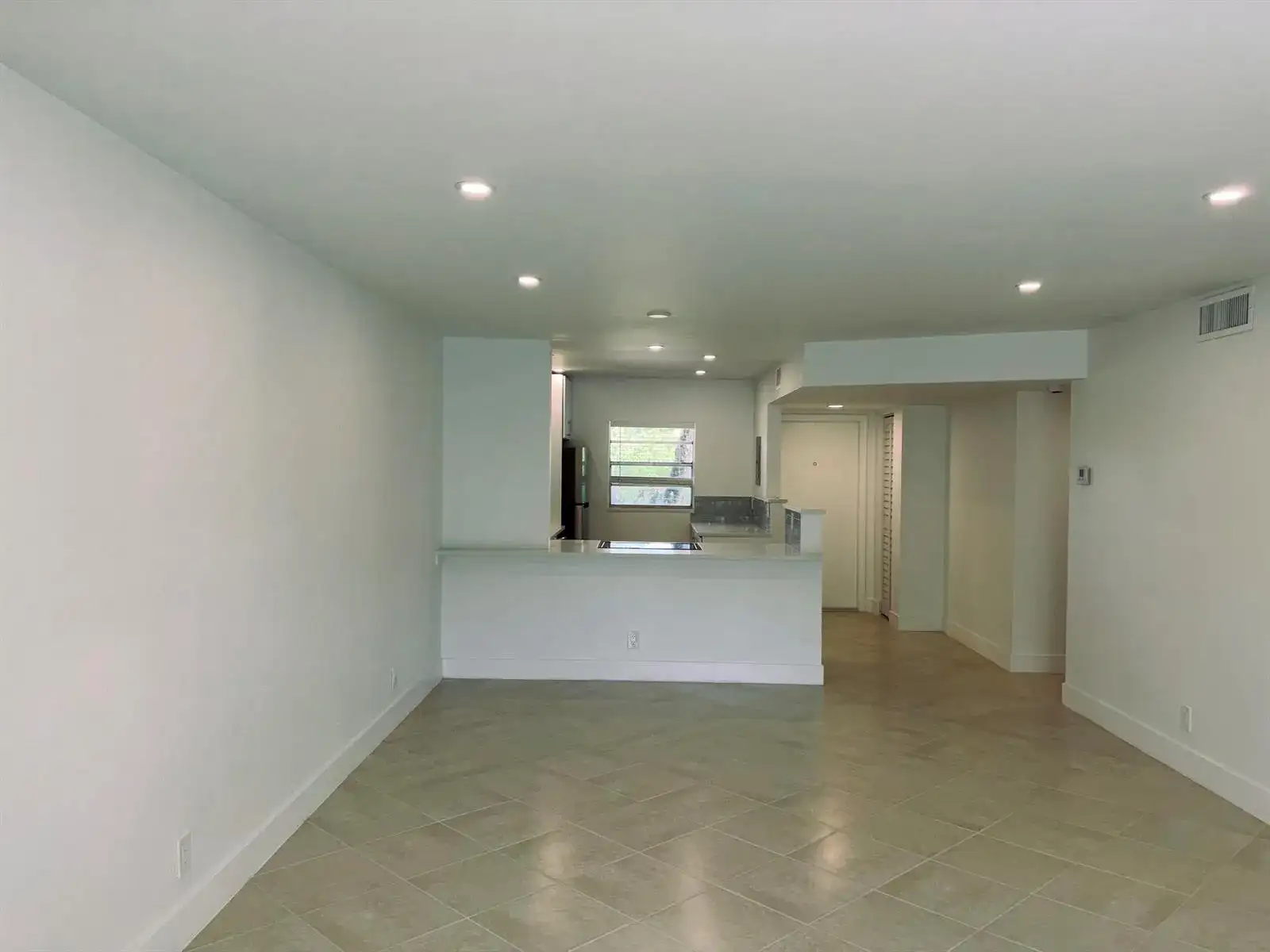 2900 Fiore Way, Delray Beach FL 33445 photo 4