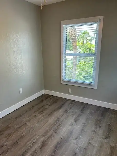 514 S K Street, FL 33460 photo 5