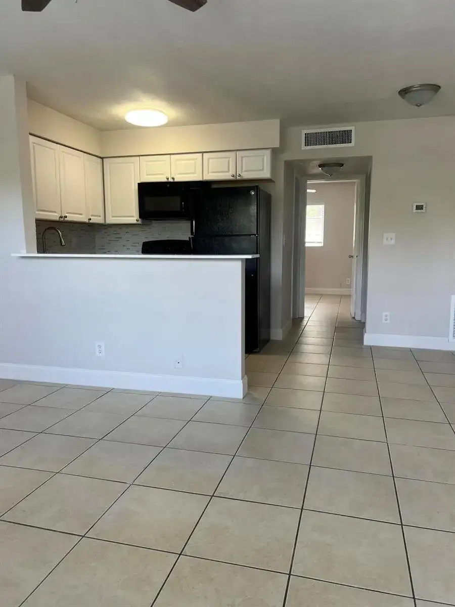 4670 NE 5th Avenue # 5, Boca Raton FL 33431 photo 3