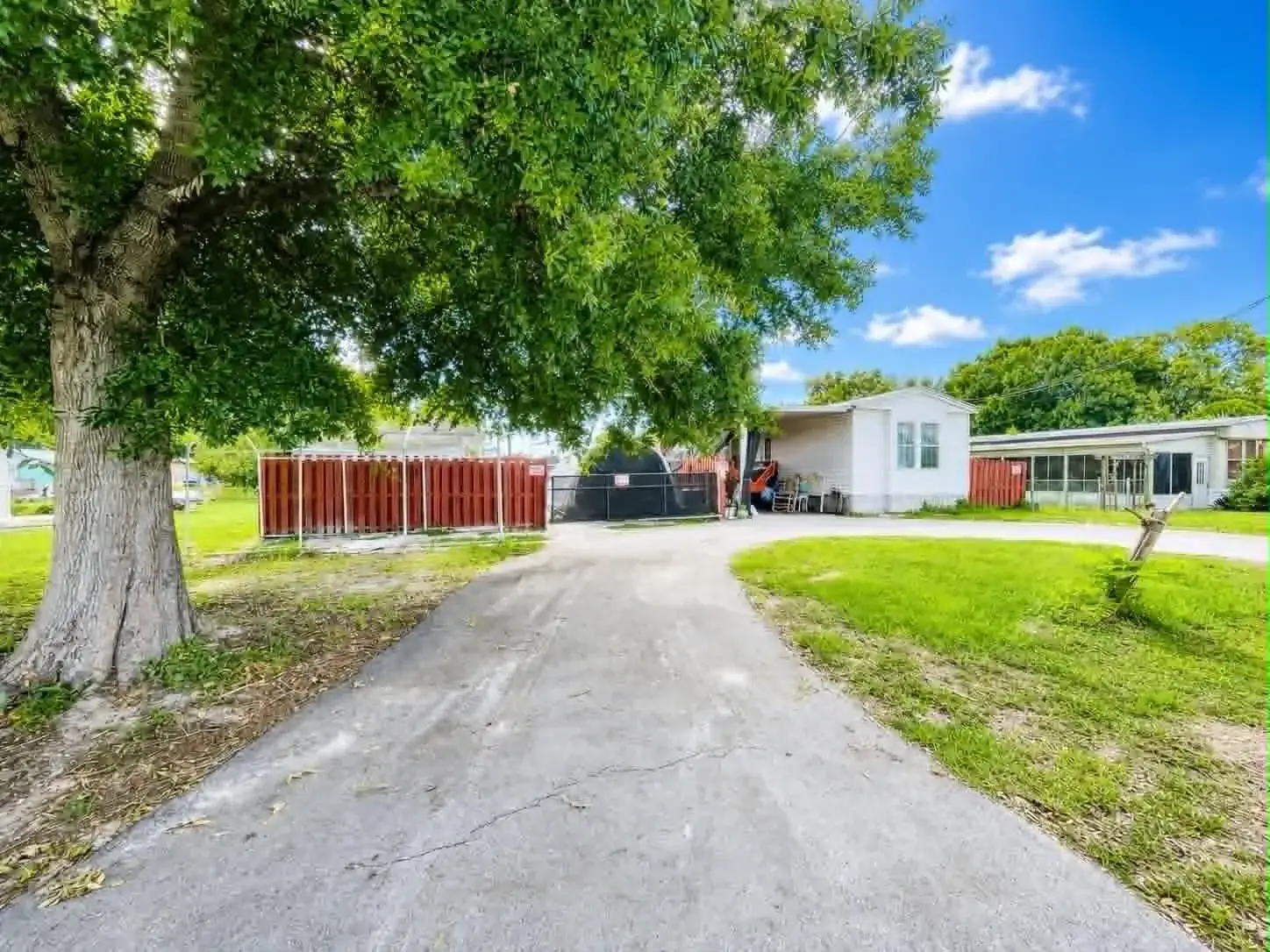 2908 SE 37th Avenue, Okeechobee FL 34974 photo 2