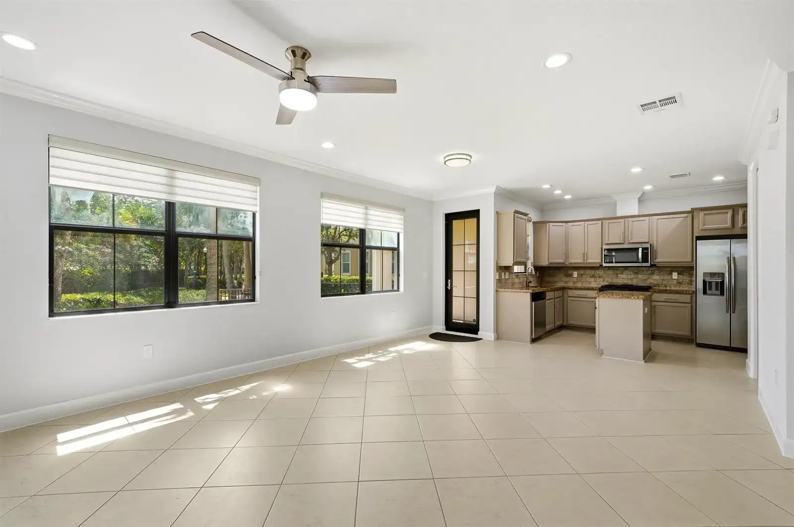 3390 NW 125th Avenue, Sunrise FL 33323 photo 4