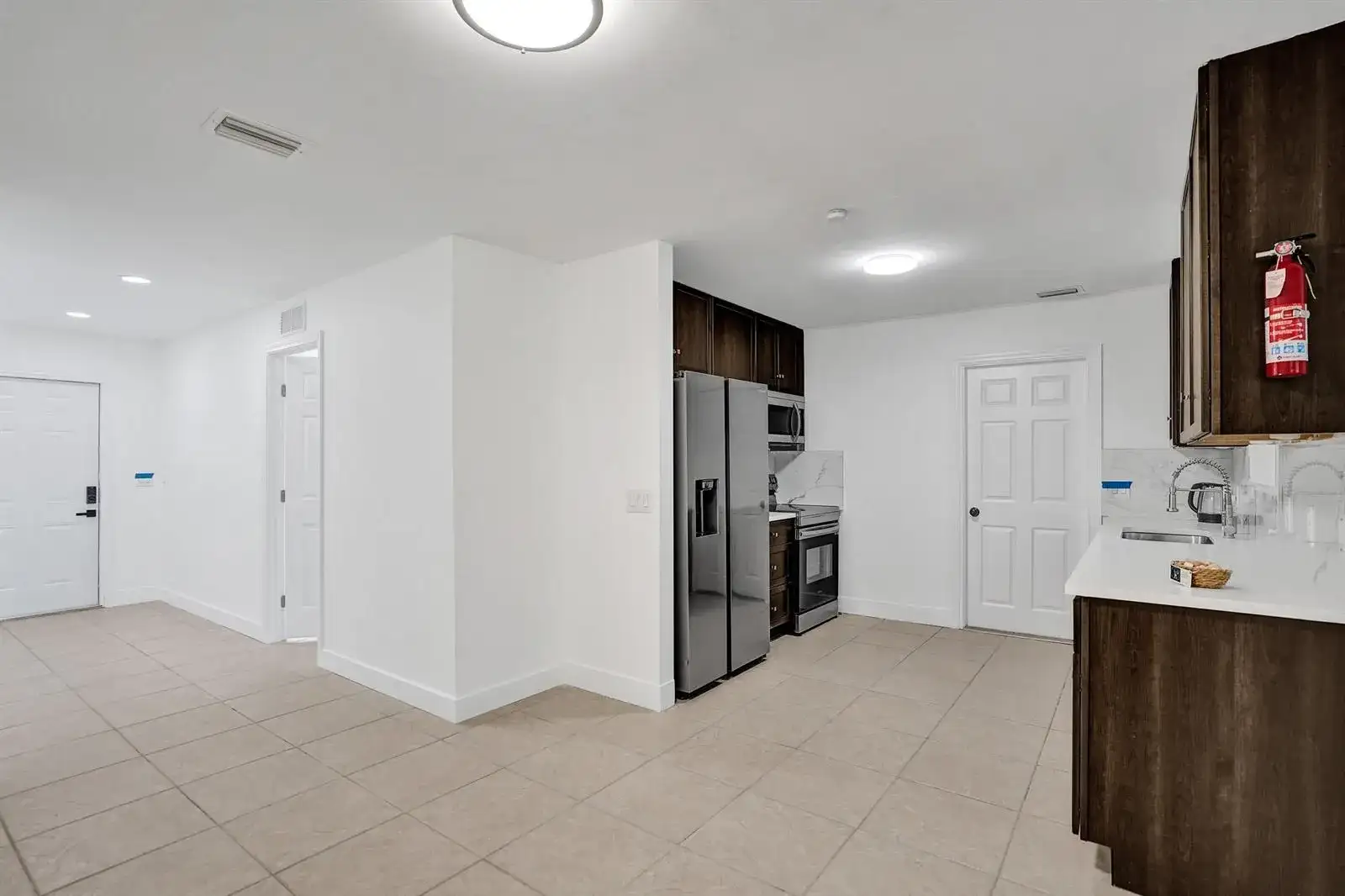 303 NE Solida Circle, Port St. Lucie FL 34983 photo 3
