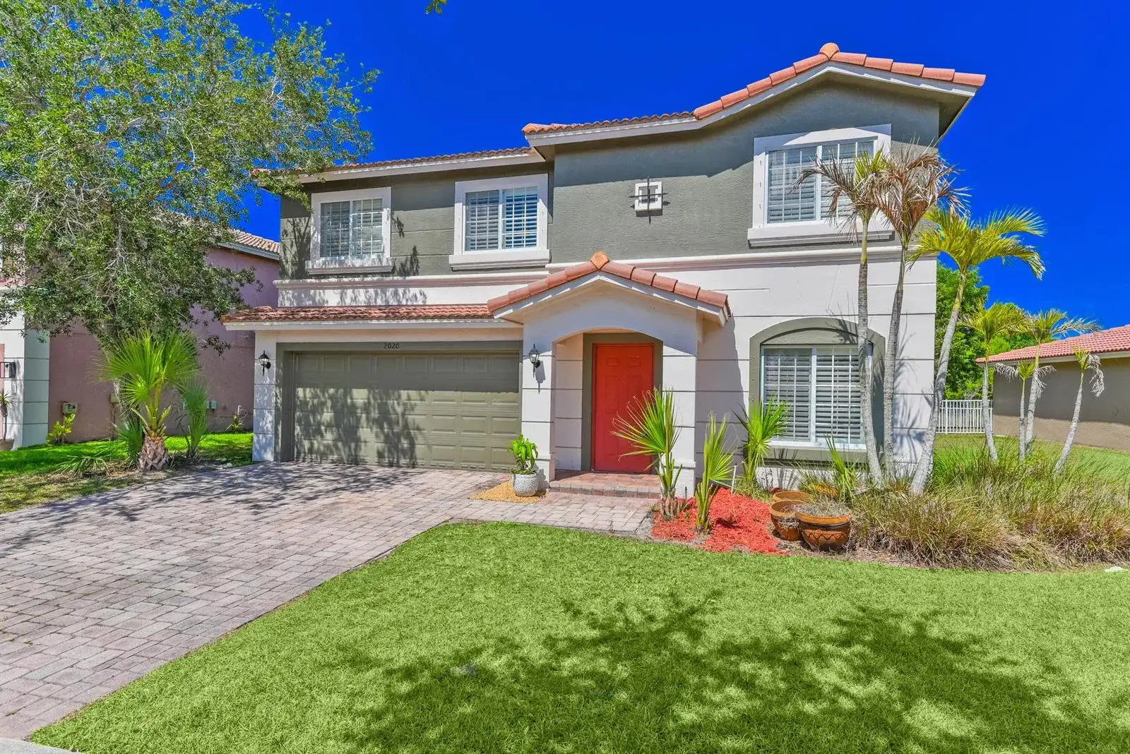 2020 SW Newport Isles Boulevard, FL 34953 photo 2