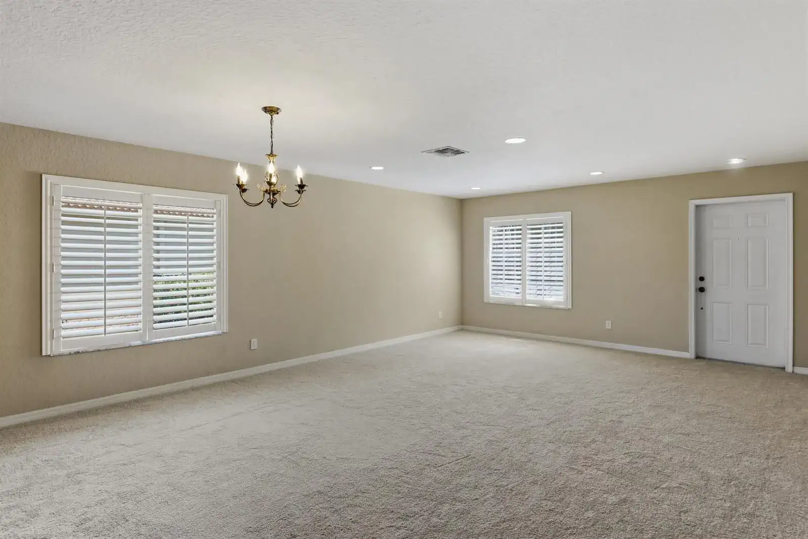 2020 SW Newport Isles Boulevard, FL 34953 photo 5