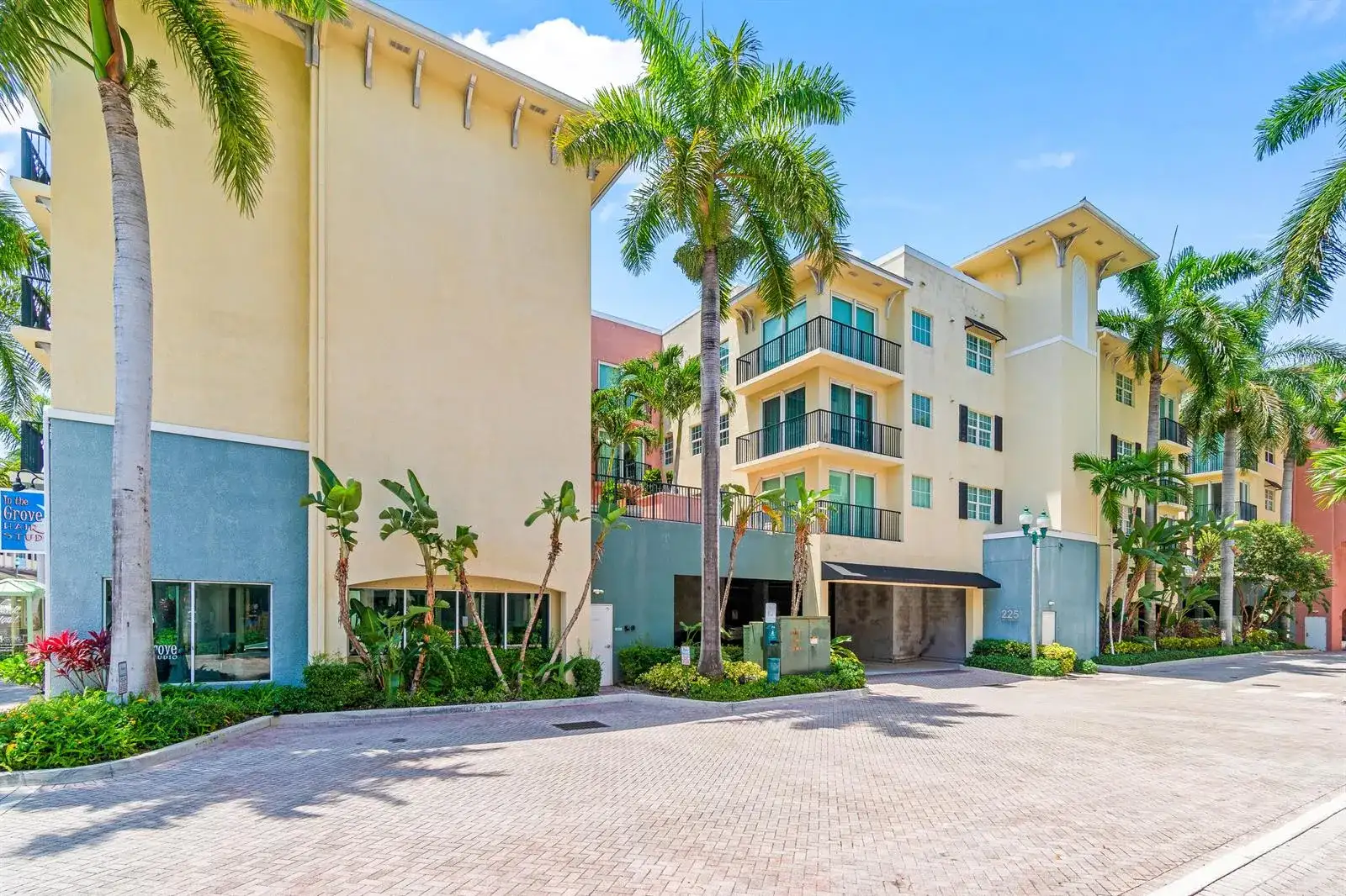225 NE 1st Street # 207, Delray Beach FL 33444 photo 2
