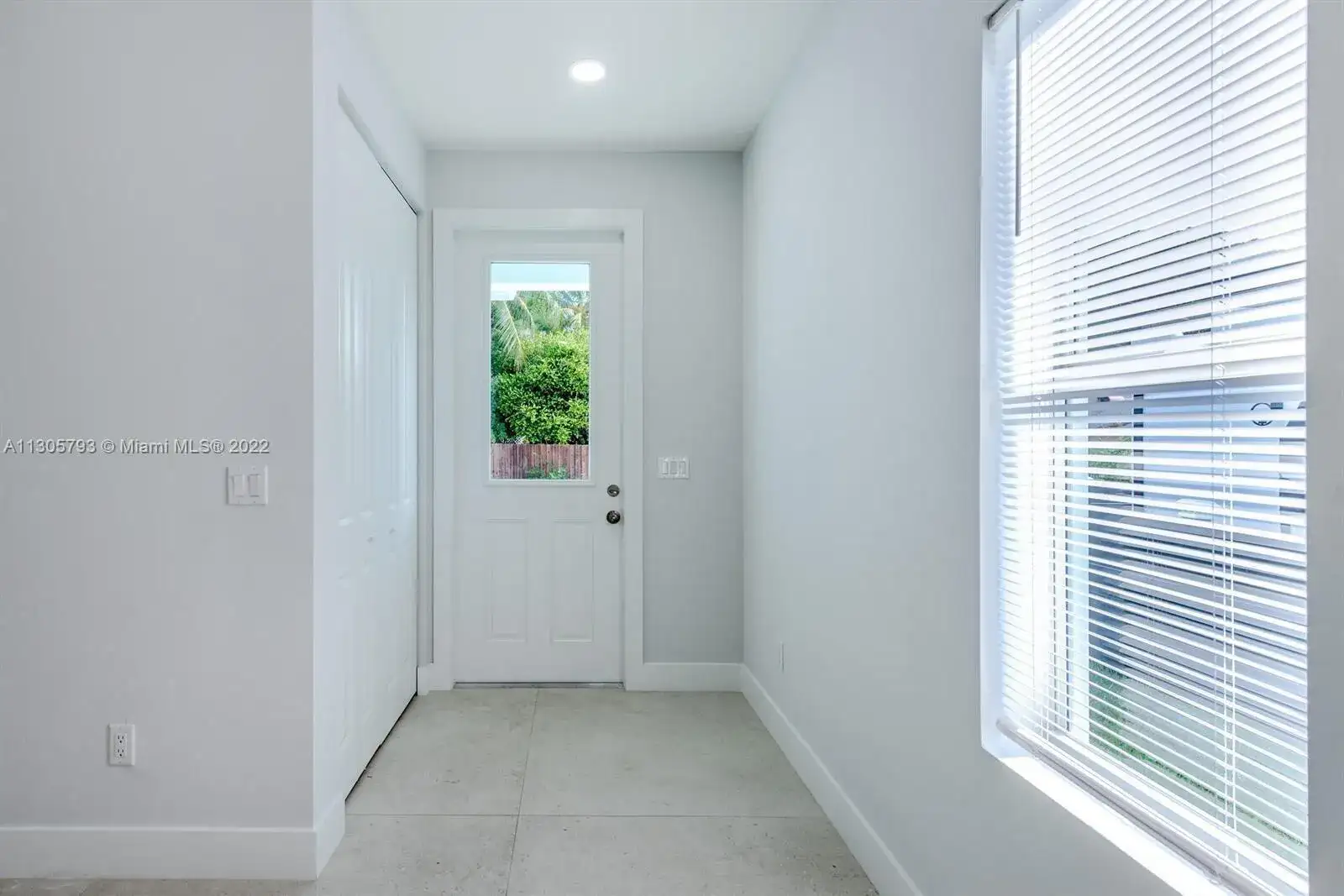 513 6th Avenue S, FL 33460 photo 5