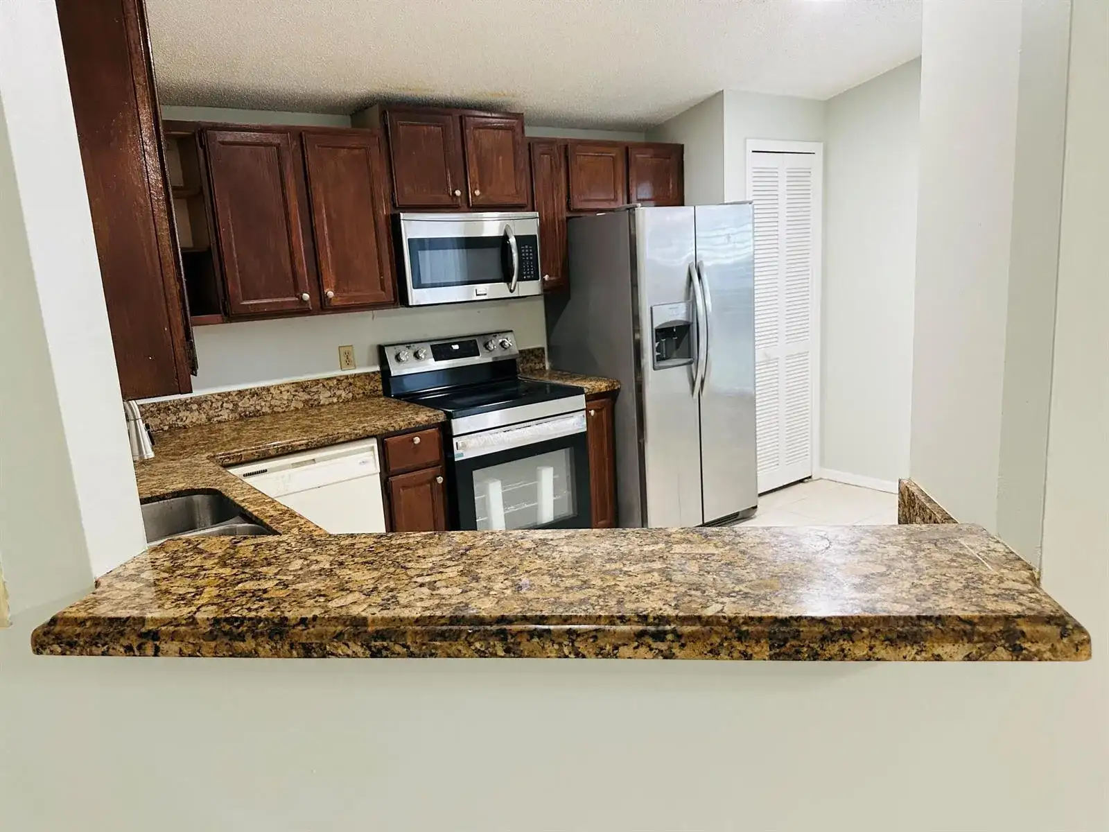 5165 Foxhall Pl, West Palm Beach FL 33417 photo 2