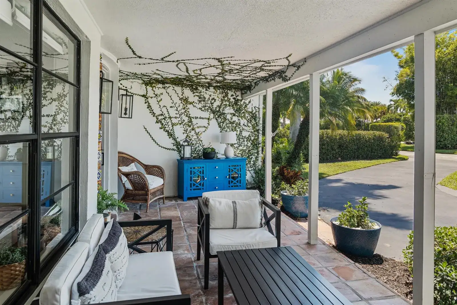 711 SW 27th Way, Boynton Beach FL 33435 photo 3